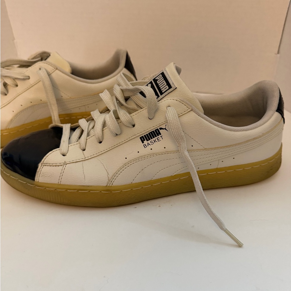 Puma White Leather Sneakers with BlackPatent Leather Toe Men’s 12 - Picture 4 of 14